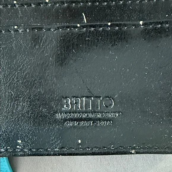 Romero Britto Black Heart Wallet - Picture 2 of 5